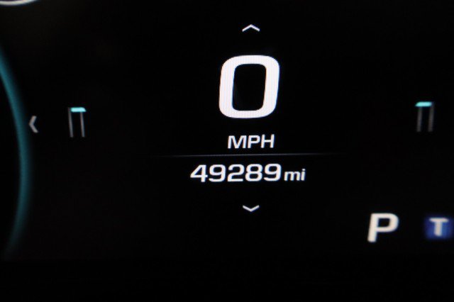 Used 2018 Chevrolet Camaro SS RWD image 39
