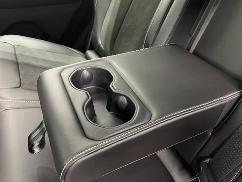 New 2025 Jeep Grand Cherokee Altitude image 25