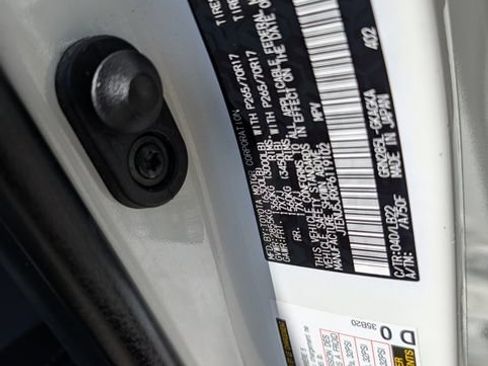 Used 2023 Toyota 4Runner SR5 Premium w/ Moonroof Package AWD/4WD image 37