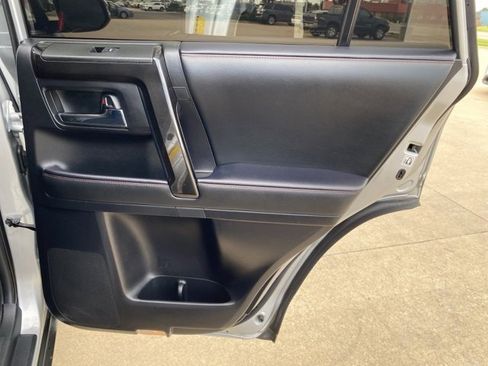 Used 2024 Toyota 4Runner TRD Off-Road Premium image 19