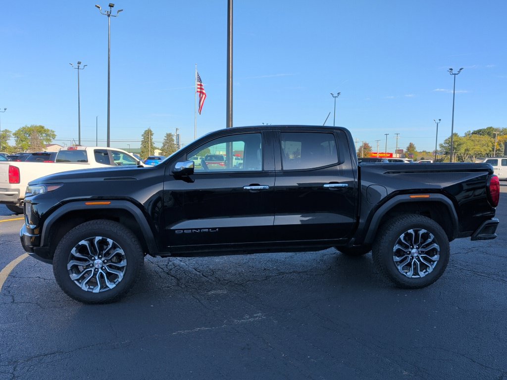 Used 2023 GMC Canyon Denali AWD/4WD image 4