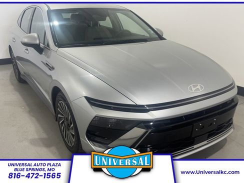 Used 2025 Hyundai Sonata SEL FWD image 1