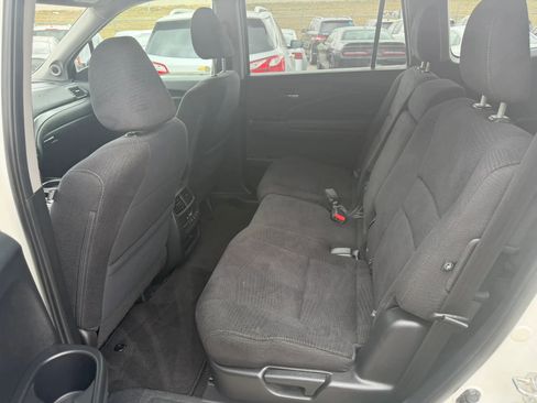 Used 2018 Honda Pilot EX image 14