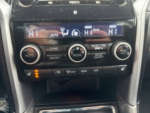 Used 2021 Subaru Ascent Premium w/ Convenience Package image 41