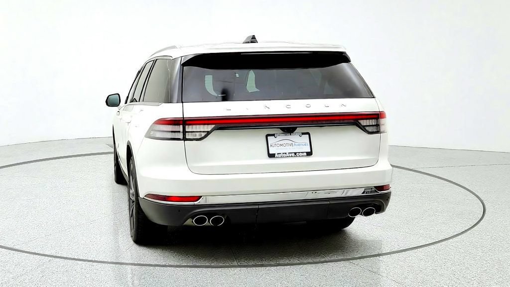 Used 2026 Lincoln Aviator Reserve AWD/4WD image 6