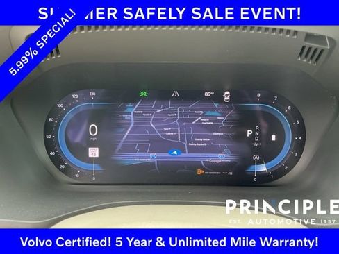 Certified 2023 Volvo XC60 B5 Plus w/ Climate Package FWD image 18