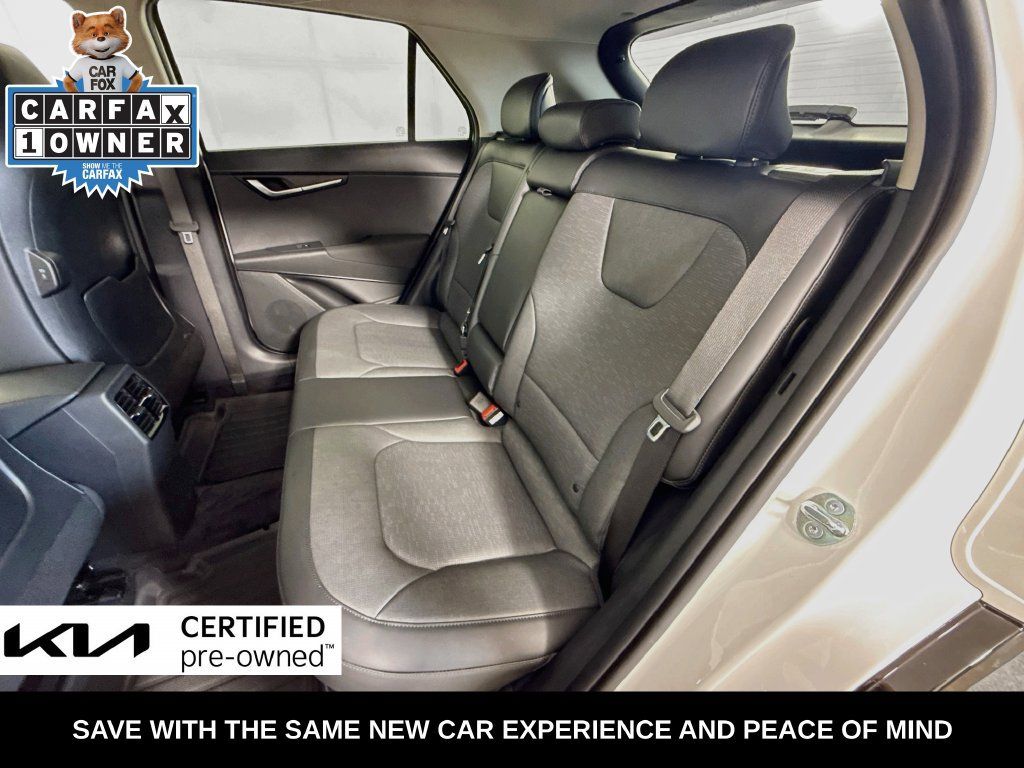 Used 2025 Kia Niro FWD image 31