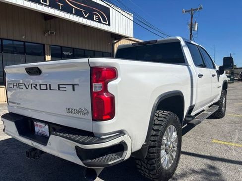 Used 2021 Chevrolet Silverado 2500 High Country w/ Z71 Off-Road Package image 7