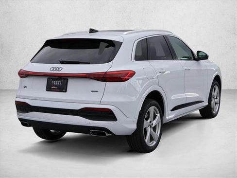New 2025 Audi Q5 Premium Plus image 2