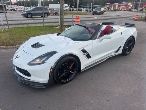 Used 2019 Chevrolet Corvette Grand Sport w/ Carbon Flash Badge Package RWD image 9