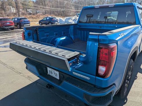 Used 2022 GMC Sierra 1500 Elevation image 32