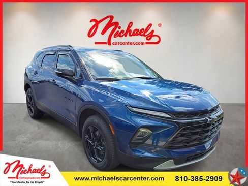 Used 2023 Chevrolet Blazer LT w/ Midnight/Sport Edition FWD image 1