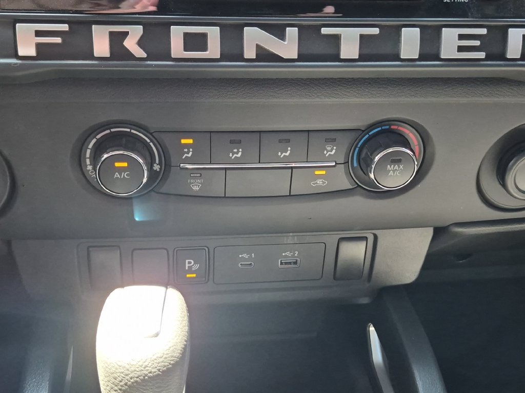 Certified 2025 Nissan Frontier SV RWD image 22