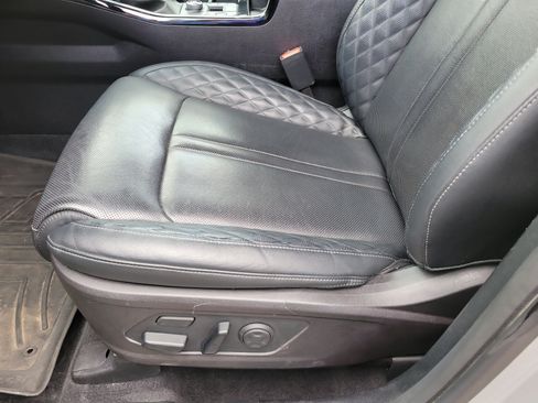 Used 2022 Kia Sorento SX FWD image 12
