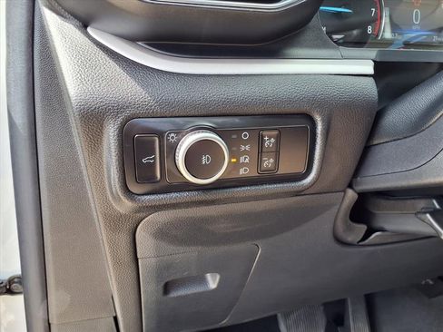 Used 2023 Ford Explorer XLT w/ Equipment Group 202A image 23