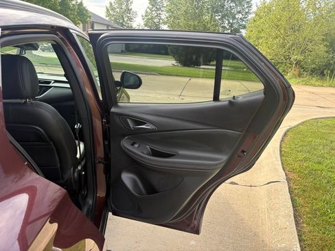 Used 2023 Buick Encore GX Select AWD/4WD image 32