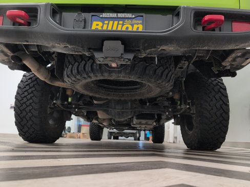 Used 2025 Jeep Gladiator Rubicon w/ Convenience Group image 22