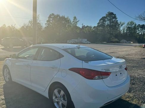 Used 2013 Hyundai Elantra GLS image 7