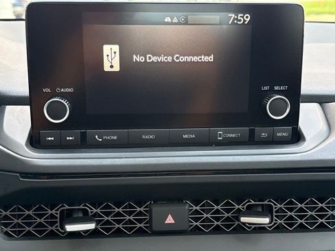 Used 2024 Honda Accord EX image 17