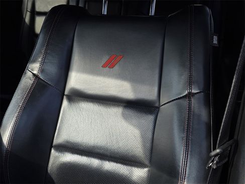 Used 2024 Dodge Durango GT image 5