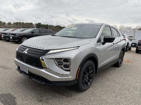 Used 2024 Mitsubishi Eclipse Cross LE image 9