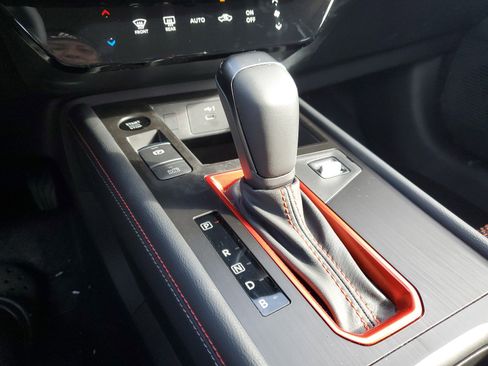 Certified 2025 Nissan Kicks SR image 23