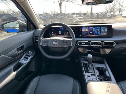 New 2026 Nissan Sentra SR w/ SR Premium Package FWD image 23