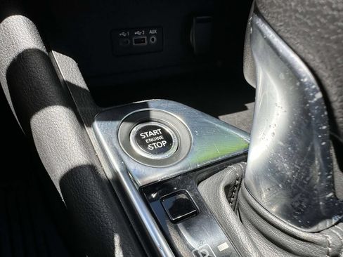 Used 2022 Nissan Sentra SV FWD image 21