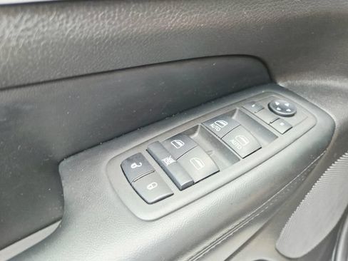 Used 2021 Jeep Grand Cherokee Limited AWD/4WD image 35