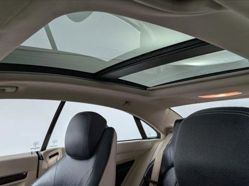 Used 2016 Mercedes-Benz E 400 Coupe image 24