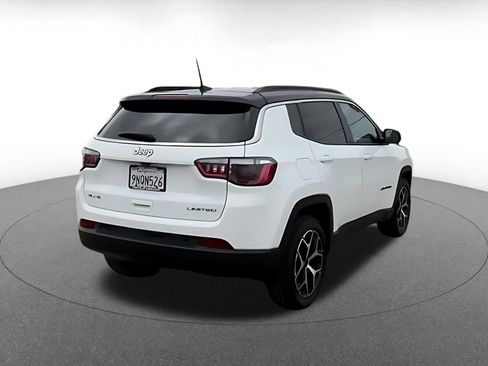 Used 2025 Jeep Compass Limited AWD/4WD image 14