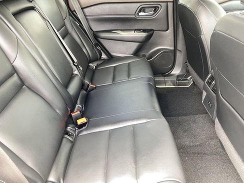 Certified 2023 Nissan Rogue SL FWD image 12