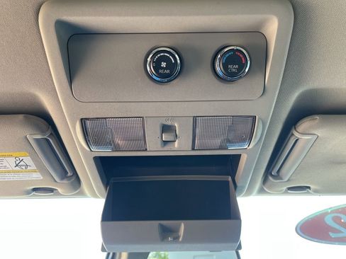 Used 2012 Nissan Pathfinder SV AWD/4WD image 22