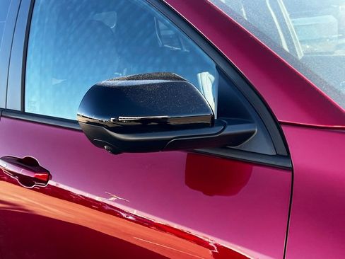 New 2026 Chevrolet Equinox LT w/ Midnight Edition image 11