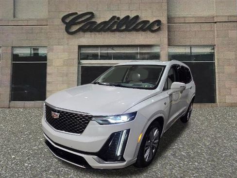 Used 2024 Cadillac XT6 Premium Luxury w/ Technology Package image 1