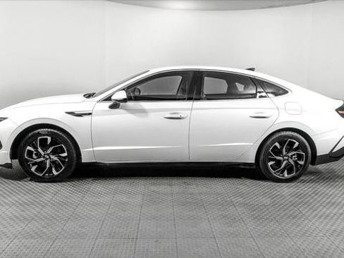Used 2024 Hyundai Sonata SEL FWD image 3