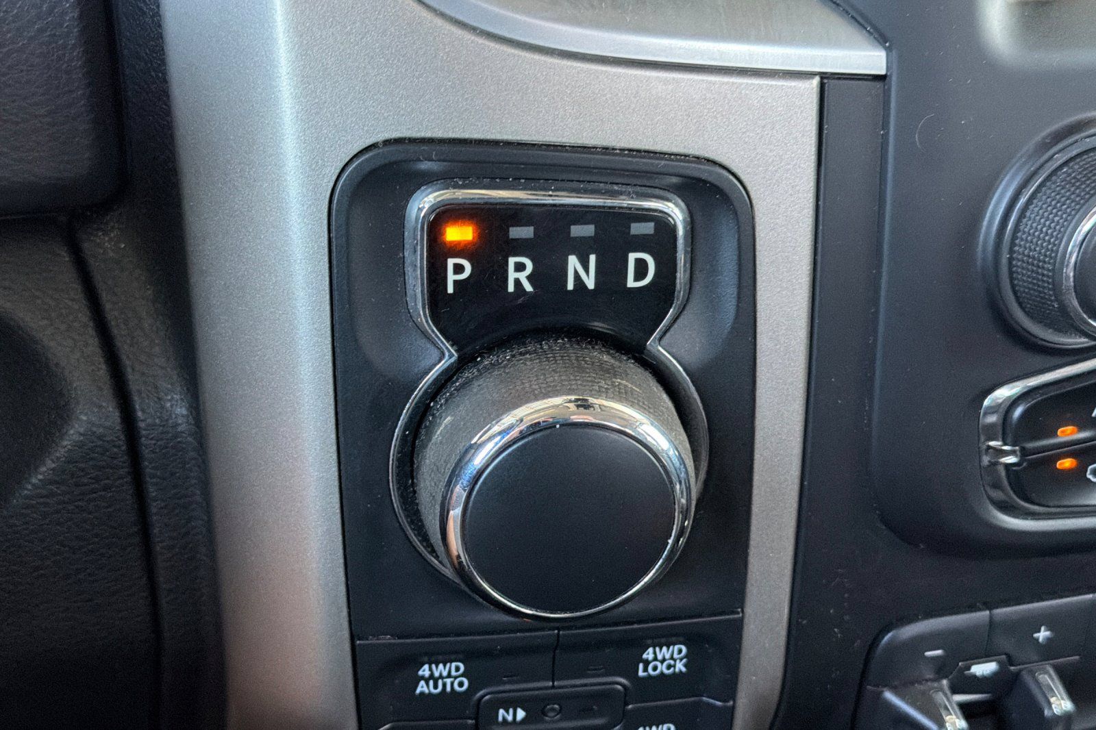 Used 2016 RAM 1500 SLT AWD/4WD image 20