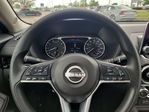 Used 2024 Nissan Sentra SV w/ Trunk Package FWD image 24