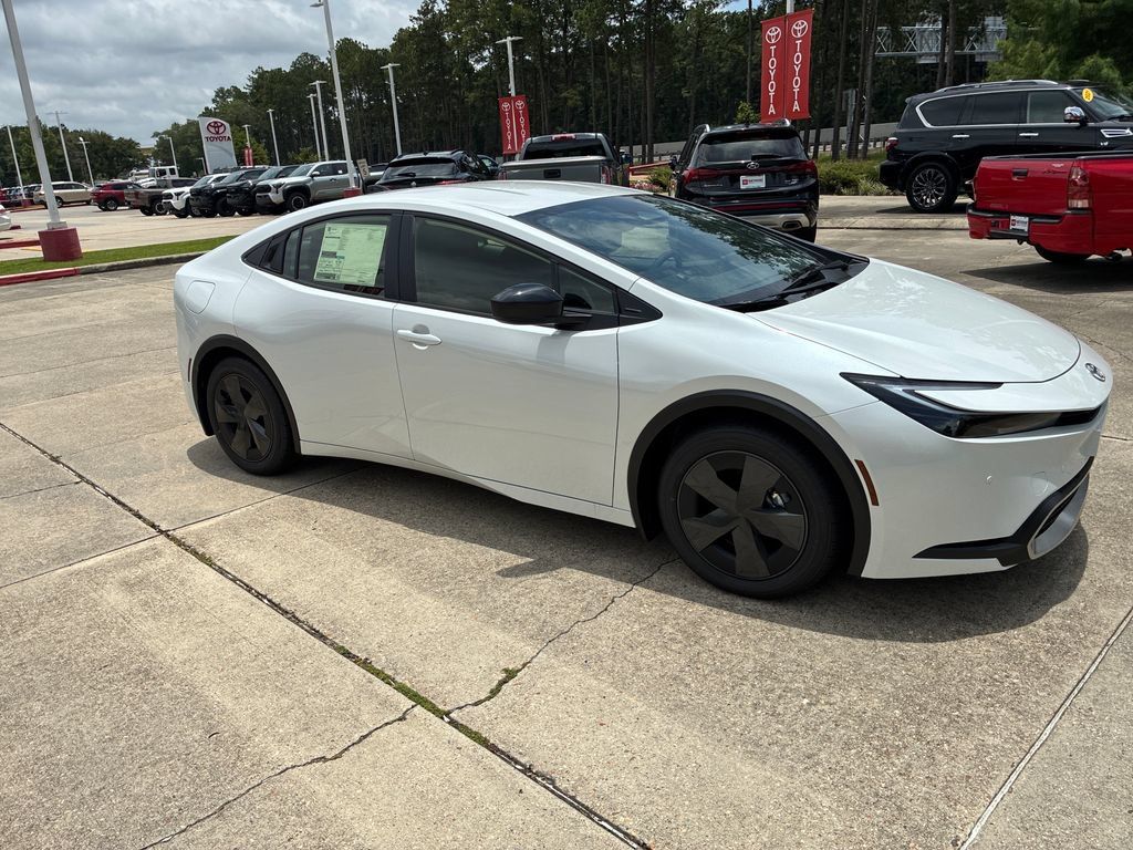 New 2026 Toyota Prius Plug-In Hybrid FWD image 9