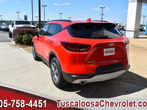 Used 2024 Chevrolet Blazer LT FWD image 7
