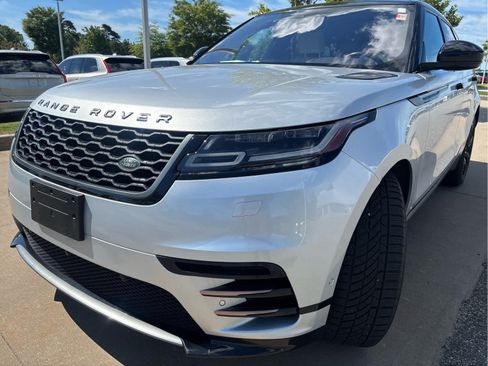 Used 2018 Land Rover Range Rover Velar R-Dynamic SE AWD/4WD image 8