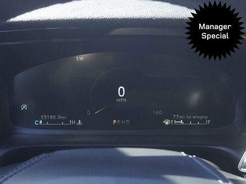 Used 2023 Lincoln Aviator Reserve w/ Equipment Group 201A image 11