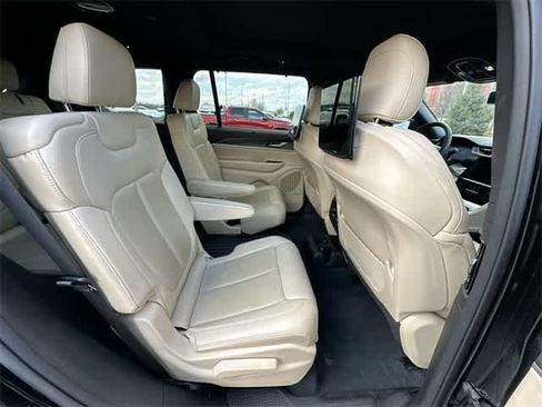 Used 2023 Jeep Grand Cherokee L Limited w/ Luxury Tech Group II image 25