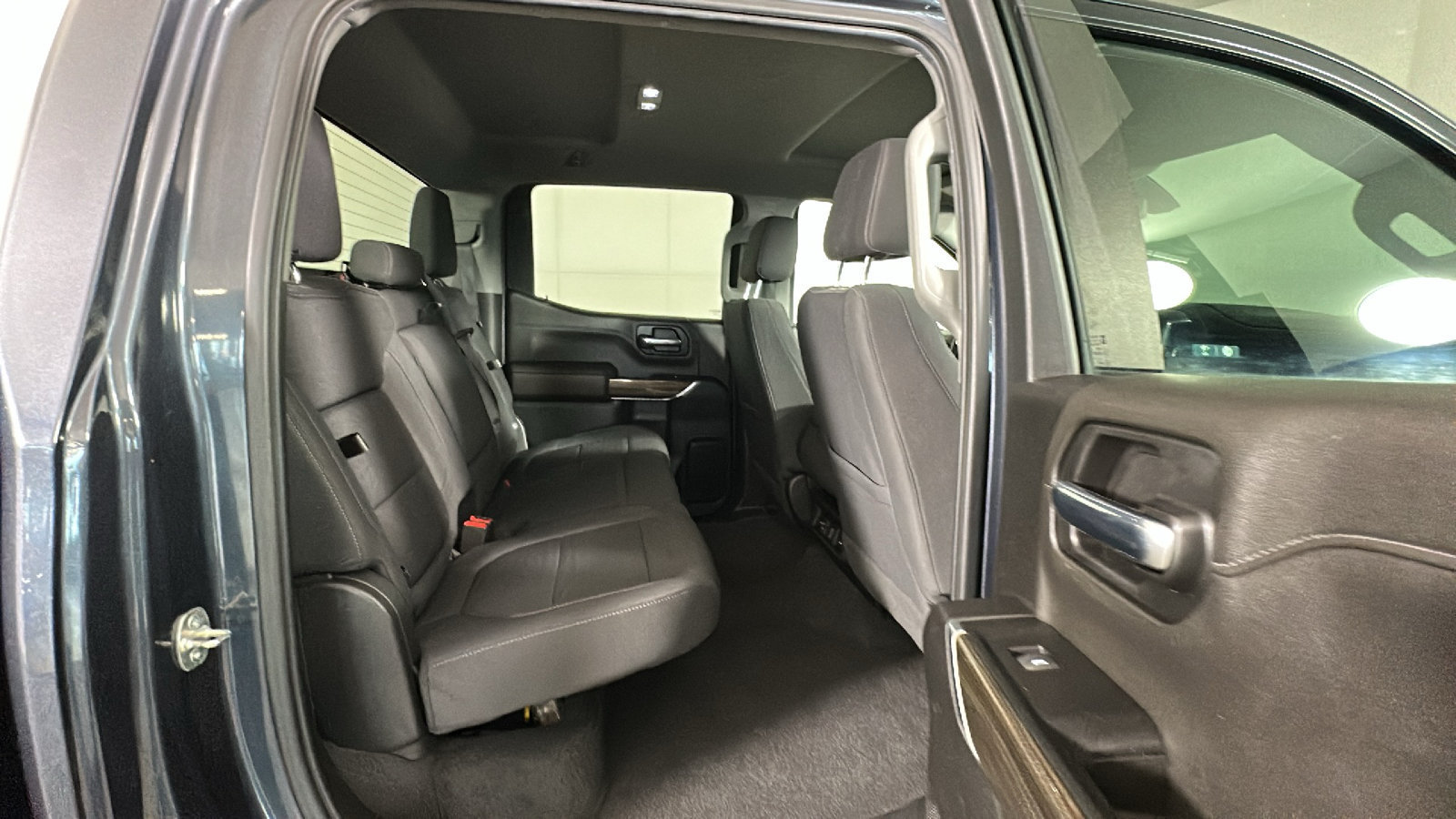 Used 2022 Chevrolet Silverado 1500 RST AWD/4WD image 34