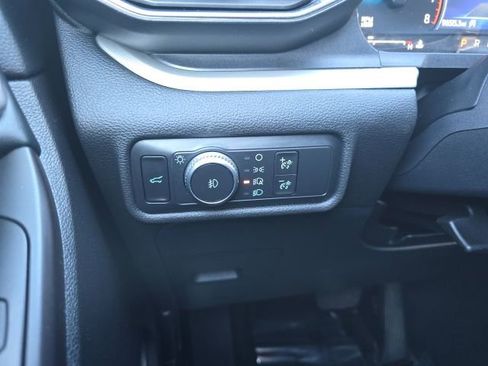 Used 2020 Ford Explorer XLT w/ Equipment Group 202A AWD/4WD image 24