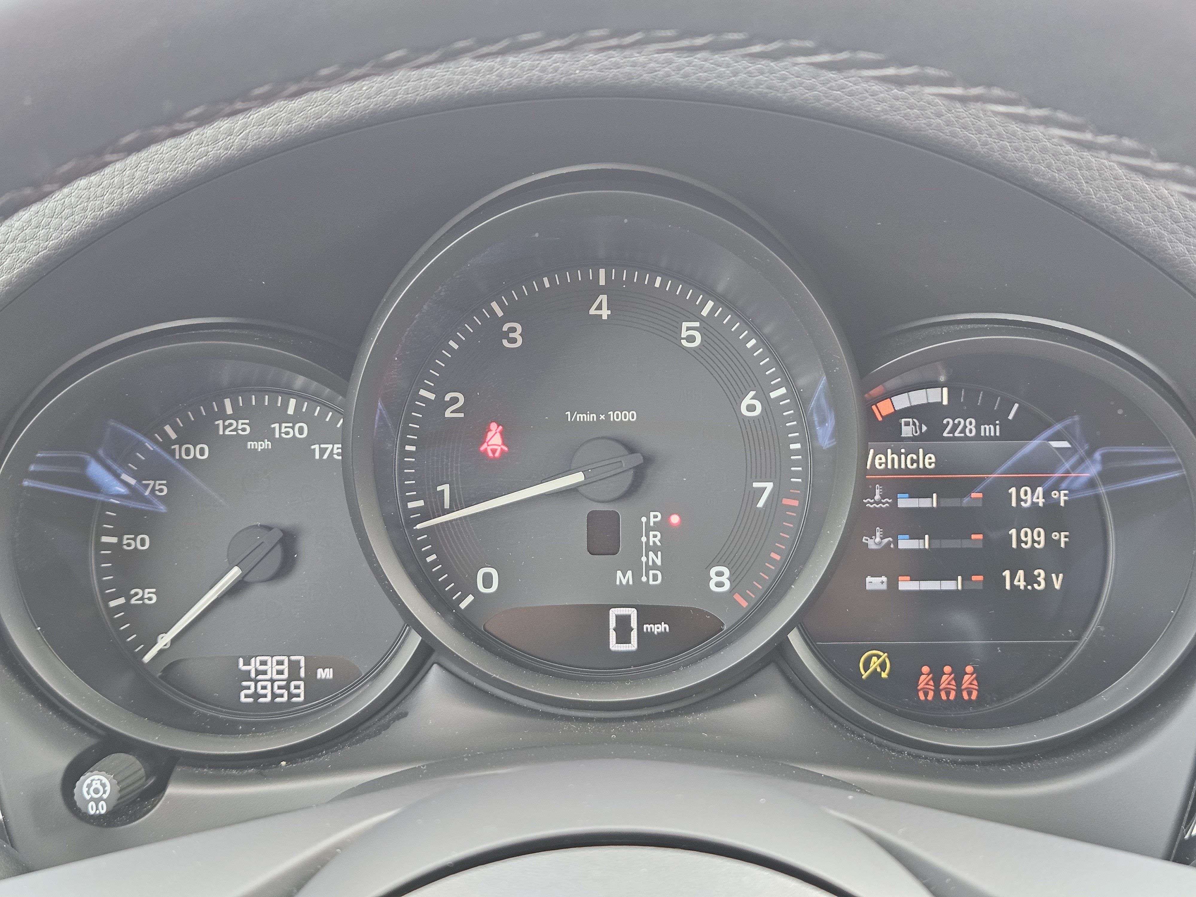 Certified 2026 Porsche Macan AWD/4WD image 16