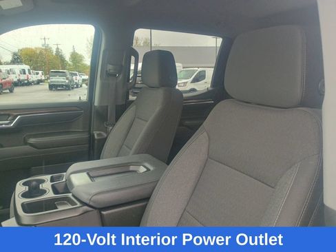 Used 2024 Chevrolet Silverado 1500 LT AWD/4WD image 12