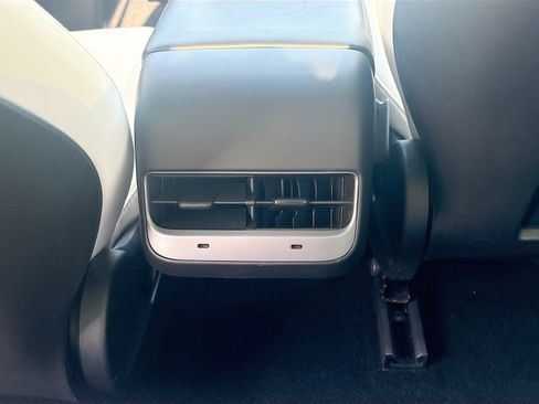 Used 2023 Tesla Model 3 Standard Range RWD image 24