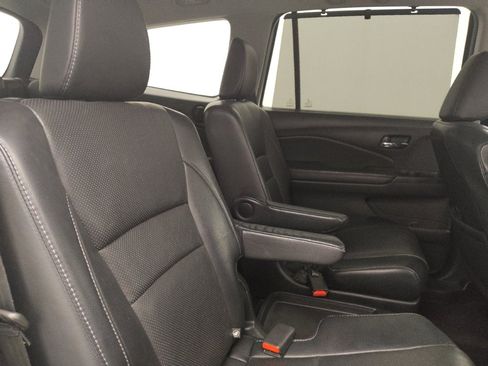Used 2018 Honda Pilot Elite image 19