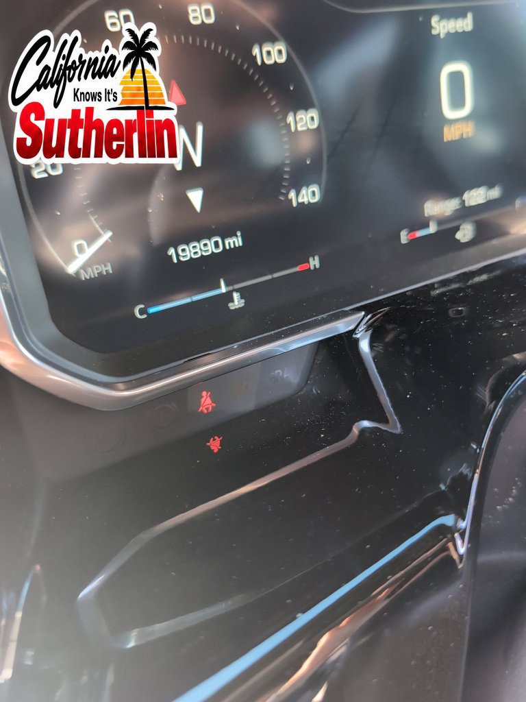 Used 2026 GMC Sierra 1500 SLT RWD image 1